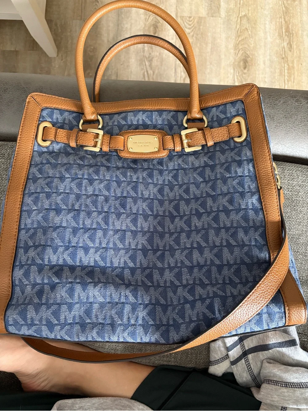 Michael Kors stylish michael